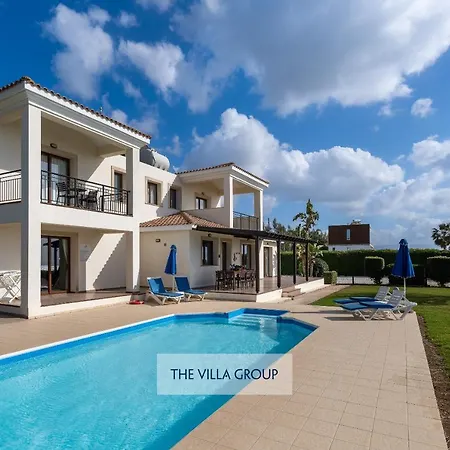 382 Villa